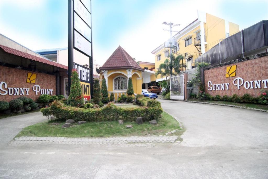 Sunny Point Hotel Davao Ngoại thất bức ảnh